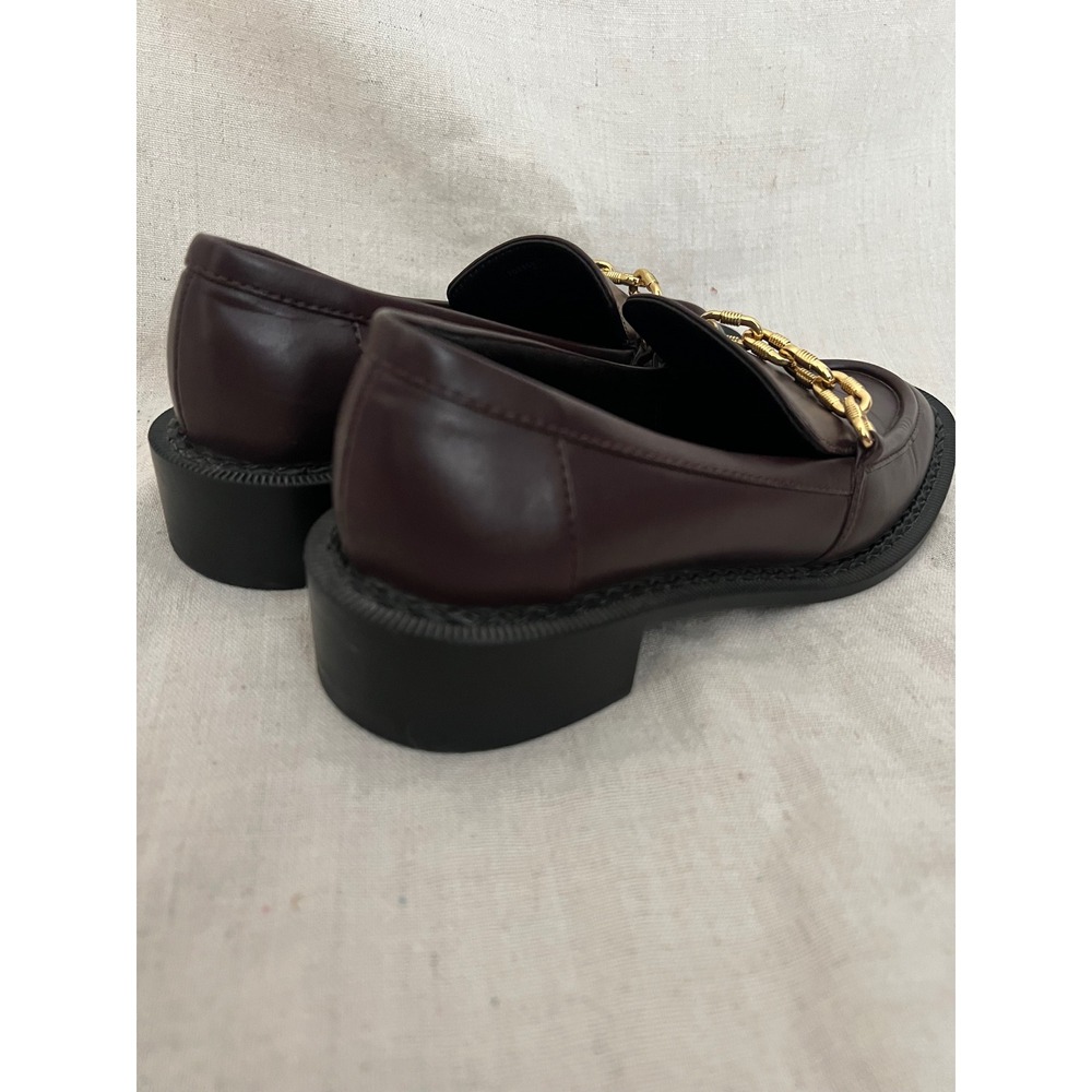 Charles & Keith Chain Accent Loafer Womens Size 36 EU/6 US - Picture 3 of 8